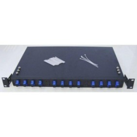 Patch panel optic odf 19/1u echipat frontal cu 12 adaptori simplex sc/pc 4 suporti intrare